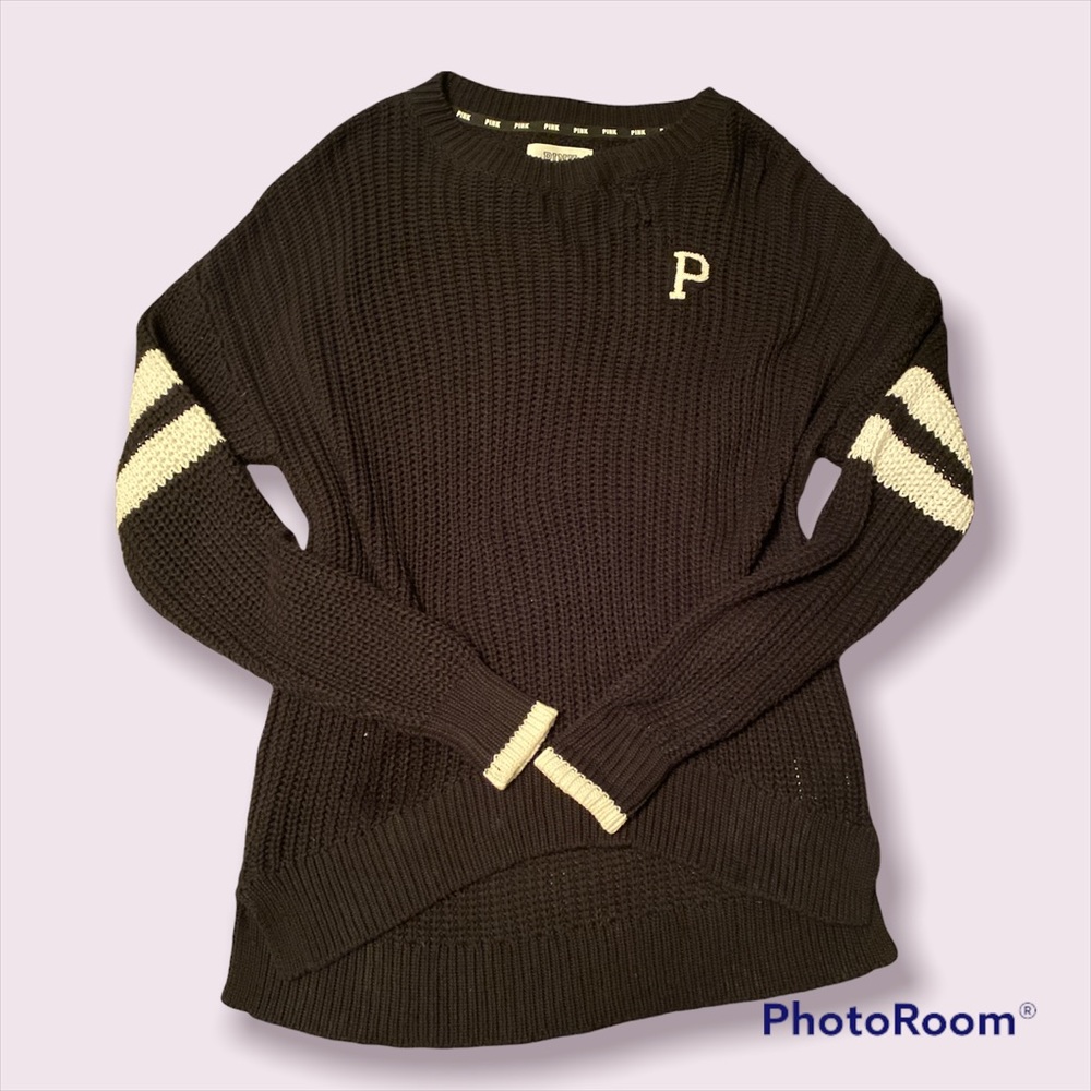 PINK Victoria’s Secret Oversized Sweater- Medium